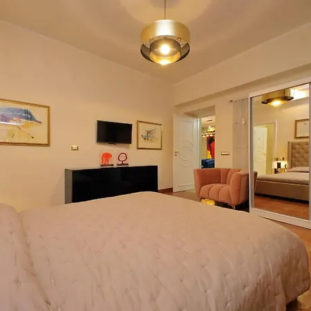 Luxury Di San Giacomo Apartment